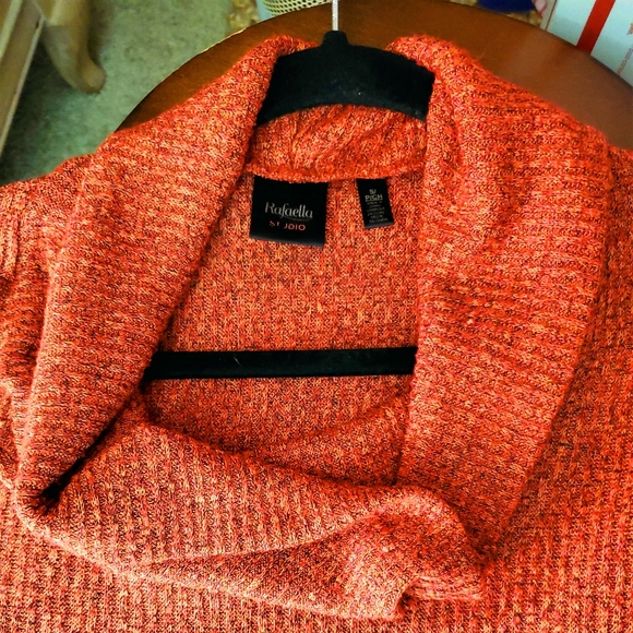 Sweater - Picture 2 of 3